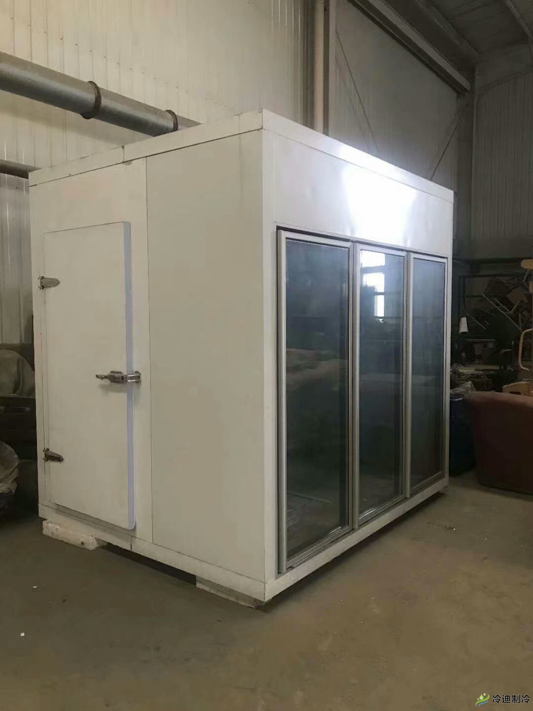 小型冷庫的選材設(shè)計及組成部分(圖1) 小型冷庫的選材設(shè)計及組成部分(圖1)